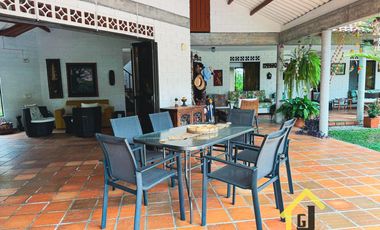 CASA CAMPESTRE EN SANTAGUEDA CERCA A LA CIUDAD DE MANIZALES