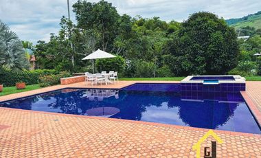 CASA CAMPESTRE EN SANTAGUEDA CERCA A LA CIUDAD DE MANIZALES