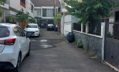 Rumah Mangga Besar Bawah NJOP Dijual Cepat