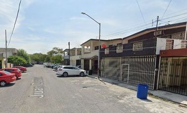 Casa en proceso de Remate Bancario. Precio muy por debajo de su valor comercial.