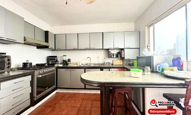 VENTA | CASA CON ALBERCA A DOS CUADRAS DE PLAYA FRACC COSTA VERDE BOCA DEL RIO