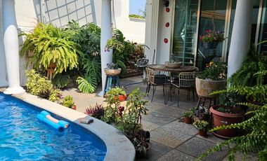 Casa remodelada con recamara en planta baja, terraza, alberca, cochera, Fracc. Moderno Veracruz