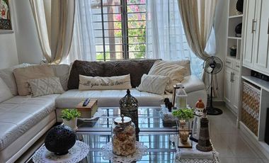 Casa remodelada con recamara en planta baja, terraza, alberca, cochera, Fracc. Moderno Veracruz