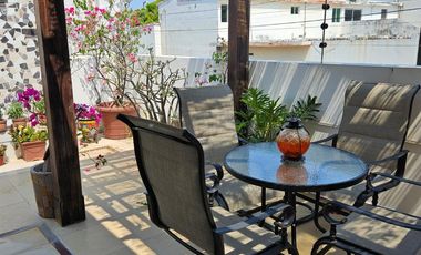 Casa remodelada con recamara en planta baja, terraza, alberca, cochera, Fracc. Moderno Veracruz