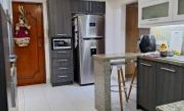 Vendo Departamento en Lomas de Urdesa