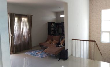 House with 4 Bedrooms and Fully Furnished in GreenHills Jogja Housing with Mosque Facilities