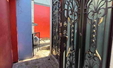 Renta de Oficinas Casa uso de suelo Comercial Bosques de  Echegaray