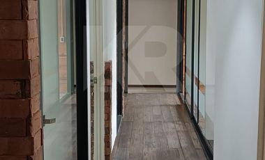 OFICINA CORPORATIVA DE 98 METROS CON TERRAZA