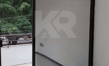 OFICINA CORPORATIVA DE 98 METROS CON TERRAZA