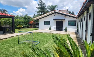 Fabulosa Casa de Descanso con Alberca Cortijos de la Gloria