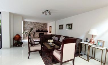 Venta de casa en el Poblado, La Visitación