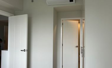 FS: 1BR Unit at The Arton by Rockwell, QC.