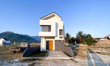 RUMAH DEKAT RSUD CICALENGKA DI CITAMAN NAGREG BANDUNG