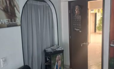 VENDO CASA COMERCIAL