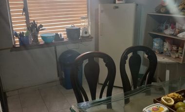 VENDO CASA COMERCIAL