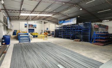 AMPLIO GALPON EN ARRIENDO AL SUR DE AMBATO