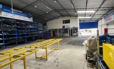 AMPLIO GALPON EN ARRIENDO AL SUR DE AMBATO