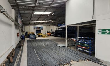 AMPLIO GALPON EN ARRIENDO AL SUR DE AMBATO