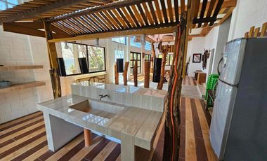 Retirement House in Canlumacad, Santander, Cebu