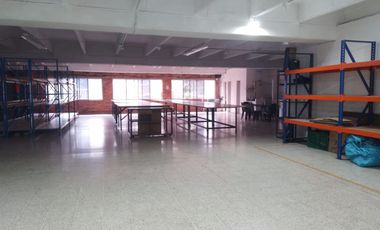 45986 Bodega en arriendo en el sector Villa Central