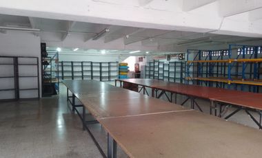 45986 Bodega en arriendo en el sector Villa Central