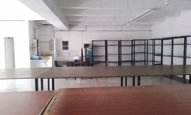45986 Bodega en arriendo en el sector Villa Central