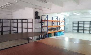 45986 Bodega en arriendo en el sector Villa Central