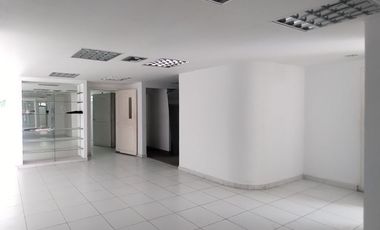 Casa Comercial en arriendo en San Vicente.