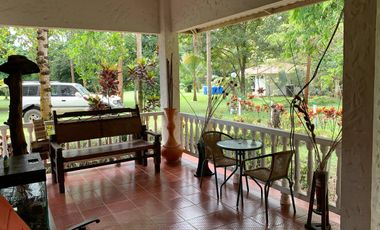 VENDO UNA HECTAREA EN RESTREPO META CON CASA QUINTA