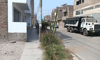 Terreno En Venta En La Urbanización San Antonio De Carapongo.-Lurigancho Chosica