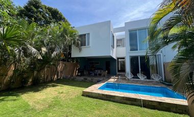 PLAYA MAGNA VILLA FOR SALE IN PLAYA DEL CARMEN