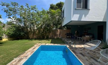 PLAYA MAGNA VILLA FOR SALE IN PLAYA DEL CARMEN