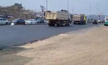Terreno de alquiler  en Av. León Febres Cordero