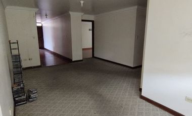 VENTA DEPARTAMENTO TRES DORMITORIOS SECTOR EL BOSQUE QUITO ECUADOR