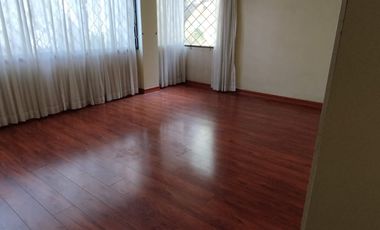 VENTA DEPARTAMENTO TRES DORMITORIOS SECTOR EL BOSQUE QUITO ECUADOR