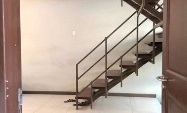 For Rent Gated 4 Bedroom with 2 carport Townhouse in Casuntingan Mandaue City