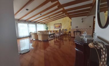 CASA CLUB EN VENTA GUAYMARAL BOGOTA