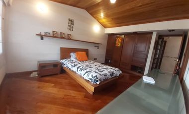CASA CLUB EN VENTA GUAYMARAL BOGOTA