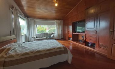 CASA CLUB EN VENTA GUAYMARAL BOGOTA