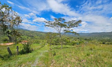 VENTA DE LOTE EN MONIQUIRA – BOYACA