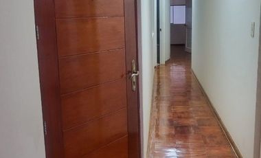 En venta este hermoso departamento ubicado en el 2do piso en San Borja Sur