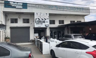 Propiedad Comercial con 4 locales en venta