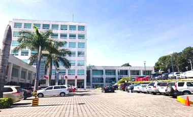 LOCAL COMERCIAL DE 271 METROS EN PLAZA CORPORATIVA