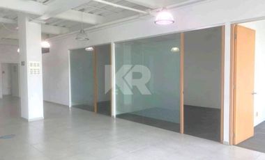 LOCAL COMERCIAL DE 80 METROS EN PLAZA CORPORATIVA