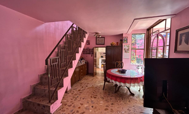 Casa en venta en Cuchilla Agrícola Oriental. A 500m del metro Puebla.