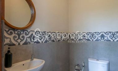 Sayan Enchantment 2-Bedroom Villa with Freehold Title