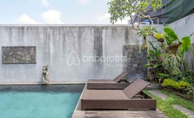 Sayan Enchantment 2-Bedroom Villa with Freehold Title