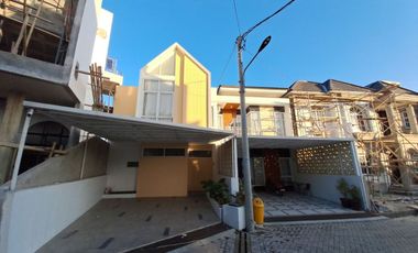 DIJUAL RUMAH BARU MEWAH PASTEUR BANDUNG 2 LANTAI SIAP HUNI DEKAT STASIUN PERUMAHAN READY STOK JUAL