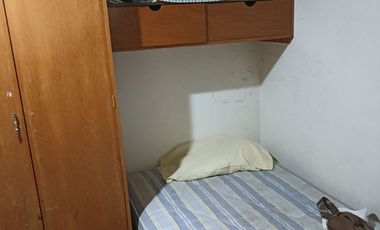 POR EL CENTRO COMERCIAL CASA EN VARIOS NIVELES