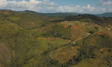 Venta de lotes en La Cumbre Pavas